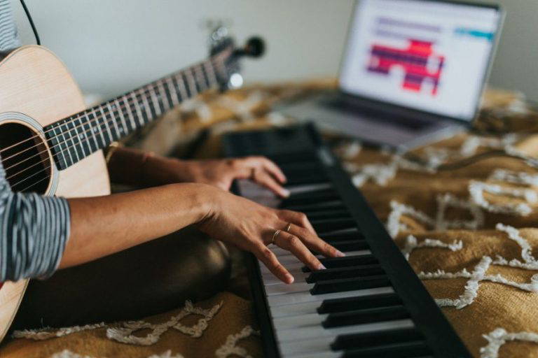 Music Composition Resources: Top 6 Websites