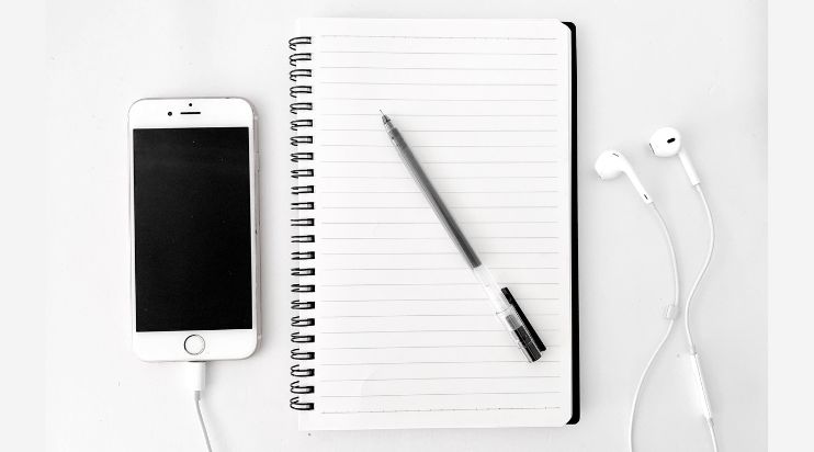 Listening Journal product image (Pexels ASPhotography)