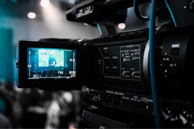 6 Film Clips to Compose to in the Classroom